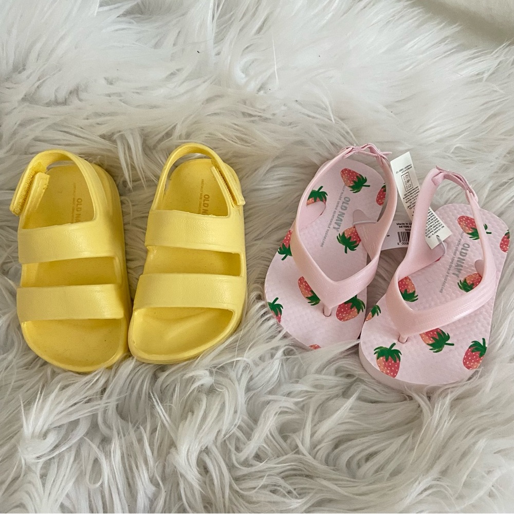 Old Navy • Toddler Sandal Bundle